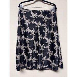 ANN TAYLOR FACTORY Silk Black/White Floral Print Lined A-Line Skirt, Sz L